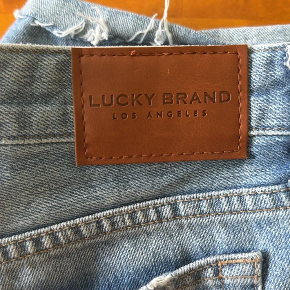 Lucky Brand Shorts Sz 6 28 - Picture 4 of 5